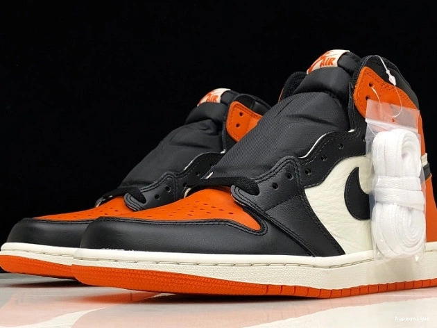 HYPE Backboard555088-005 Air 1 Retro High Shattered OG Jordan 0805